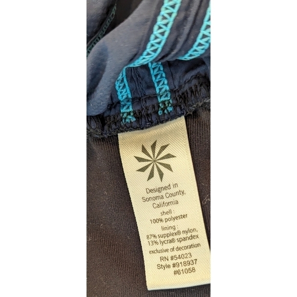 Athleta Hana 2 in 1 Black and Blue Athletic Shorts Size Medium - Picture 2 of 4